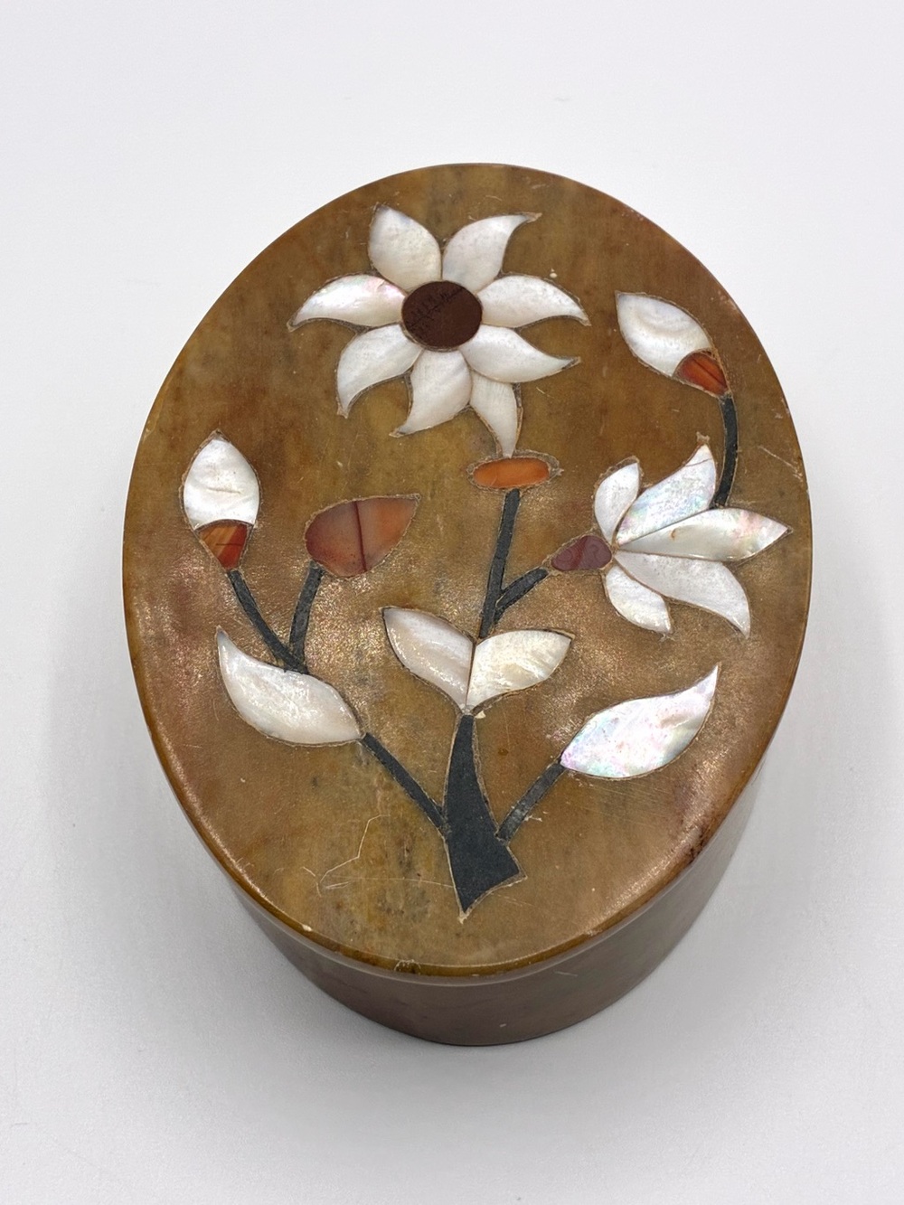Vintage Oval Soapstone Trinket Box Mother Of Pearl Inlay Made in India